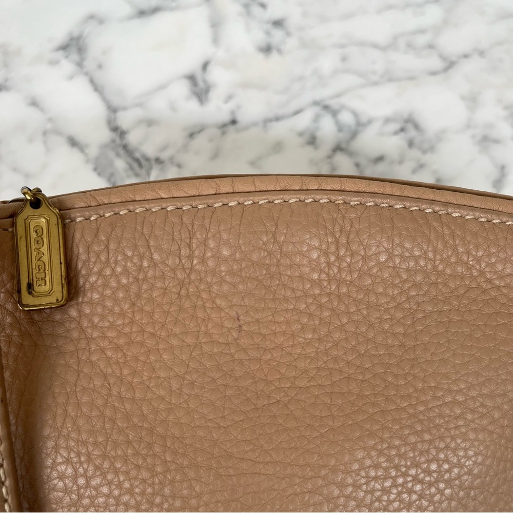 Coach Vintage Tan Leather Crossbody Bag - Picture 13 of 13